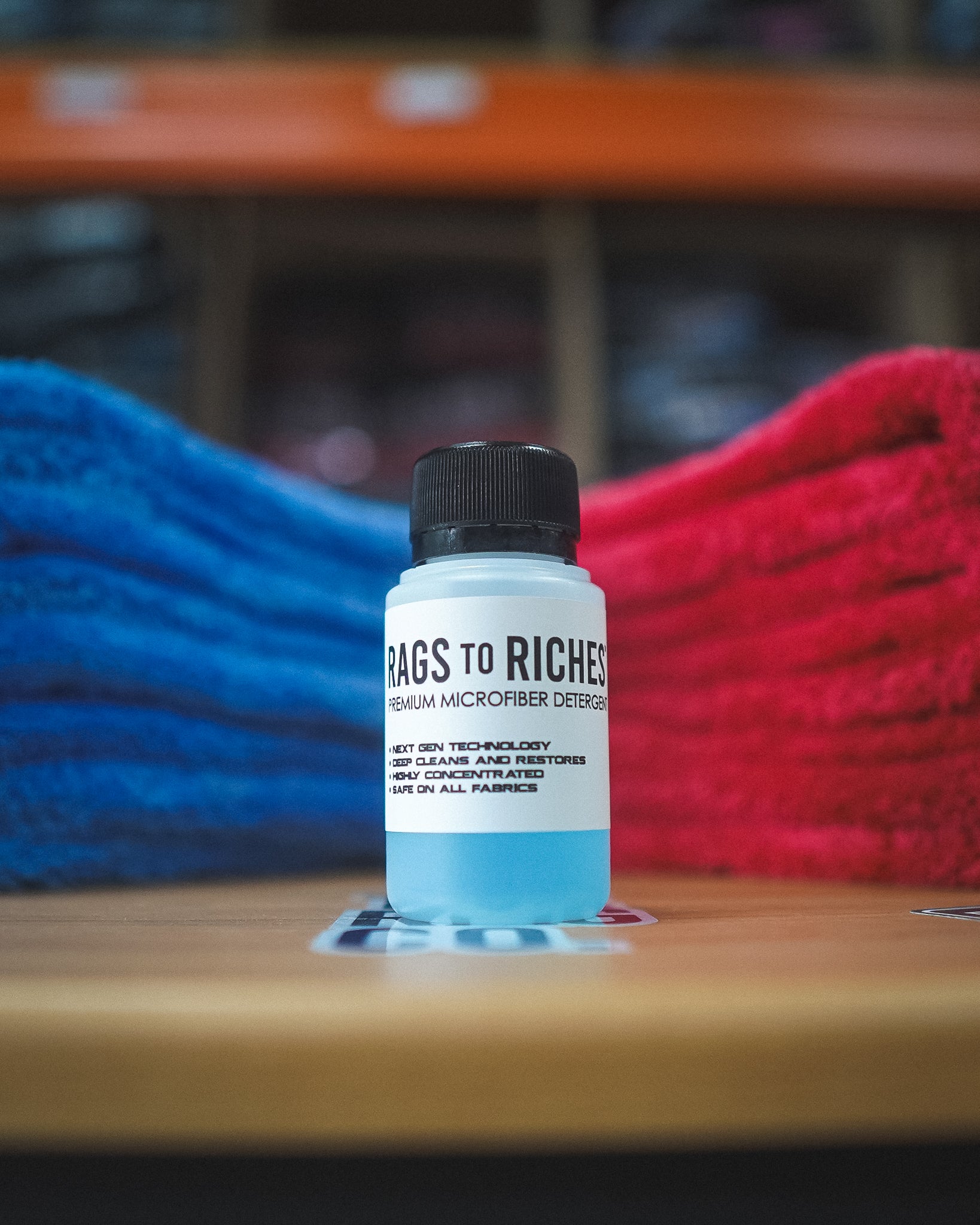 P&S DETAILING PRODUCTS Rags To Riches Microfiber Detergent by P&S